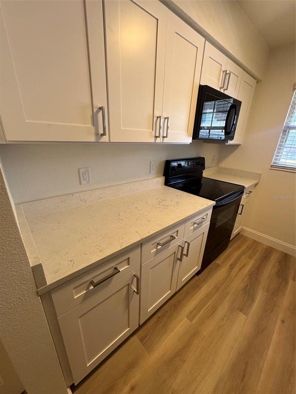 Building Photo - 4812 Tangerine Ave