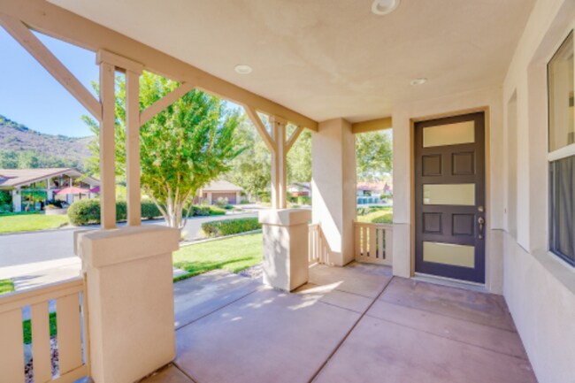 Building Photo - 32162 Wiskon Way W