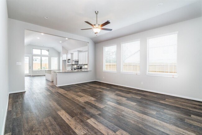 Foto del edificio - 27054 Golden Knoll Dr