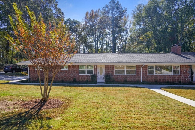 Foto del edificio - 2234 Edgemore Dr SE