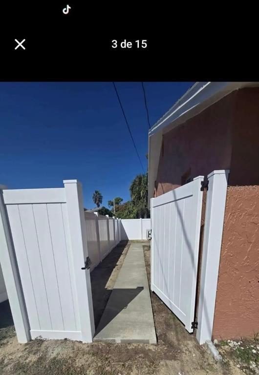 Building Photo - 15827 Adobe Dr