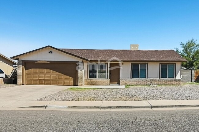 Building Photo - 10930 W Montecito Ave