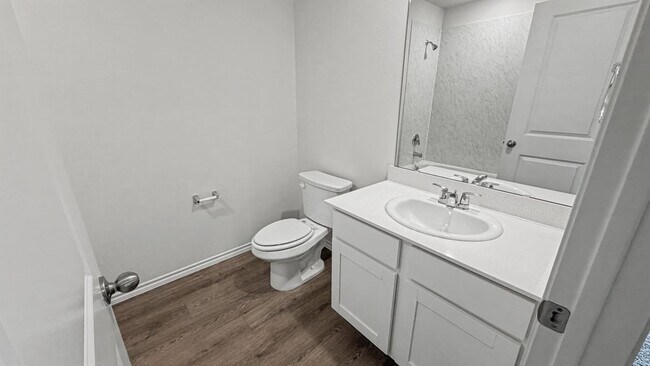 Building Photo - 3405 Tomahawk Dr