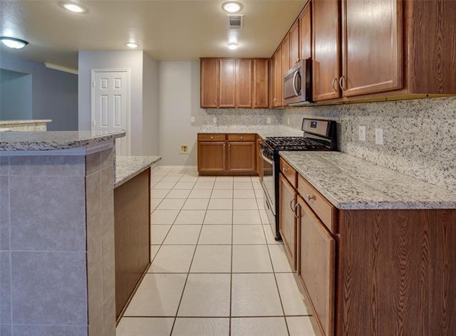Foto del edificio - 506 Hickory Ln