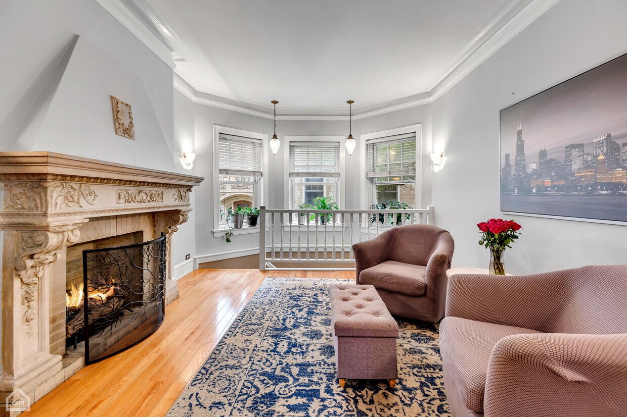 Primary Photo - 540 W Brompton Ave