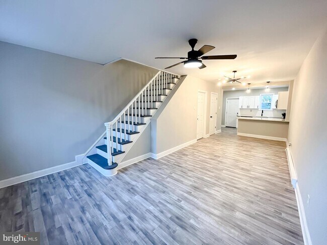 Building Photo - 2834 Cantrell St