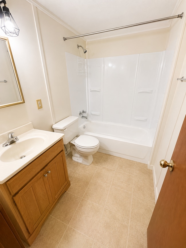 Building Photo - 109.5 W 4th St