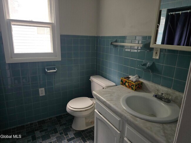 Foto del edificio - 3206 Guilderland Ave