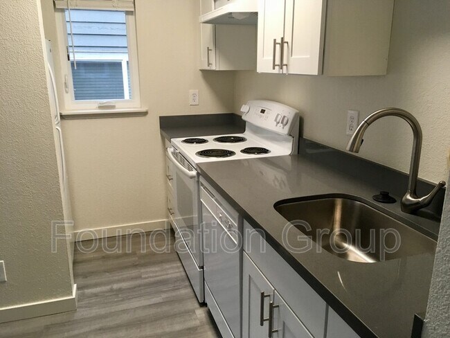 Foto del edificio - 916 N 104th St
