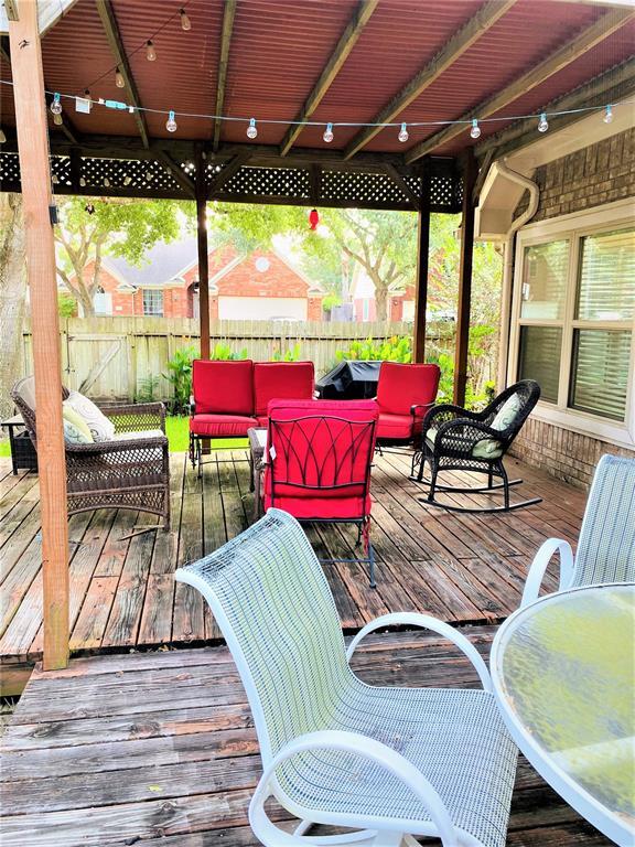 Building Photo - 23131 Willow Canyon Dr