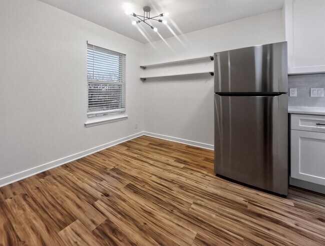 Foto del edificio - 3438 Willowrun Dr