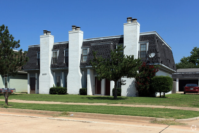 Foto del edificio - Raintree Place