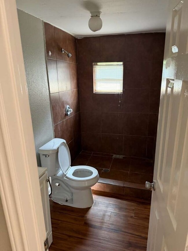 Building Photo - Property under renovations!