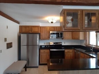 Foto del edificio - 484 Lake St