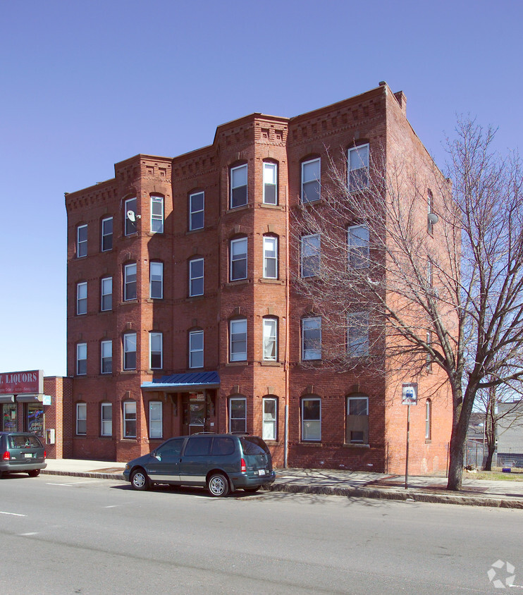 650 High St, Holyoke, MA 01040 - Apartments in Holyoke, MA | Apartments.com