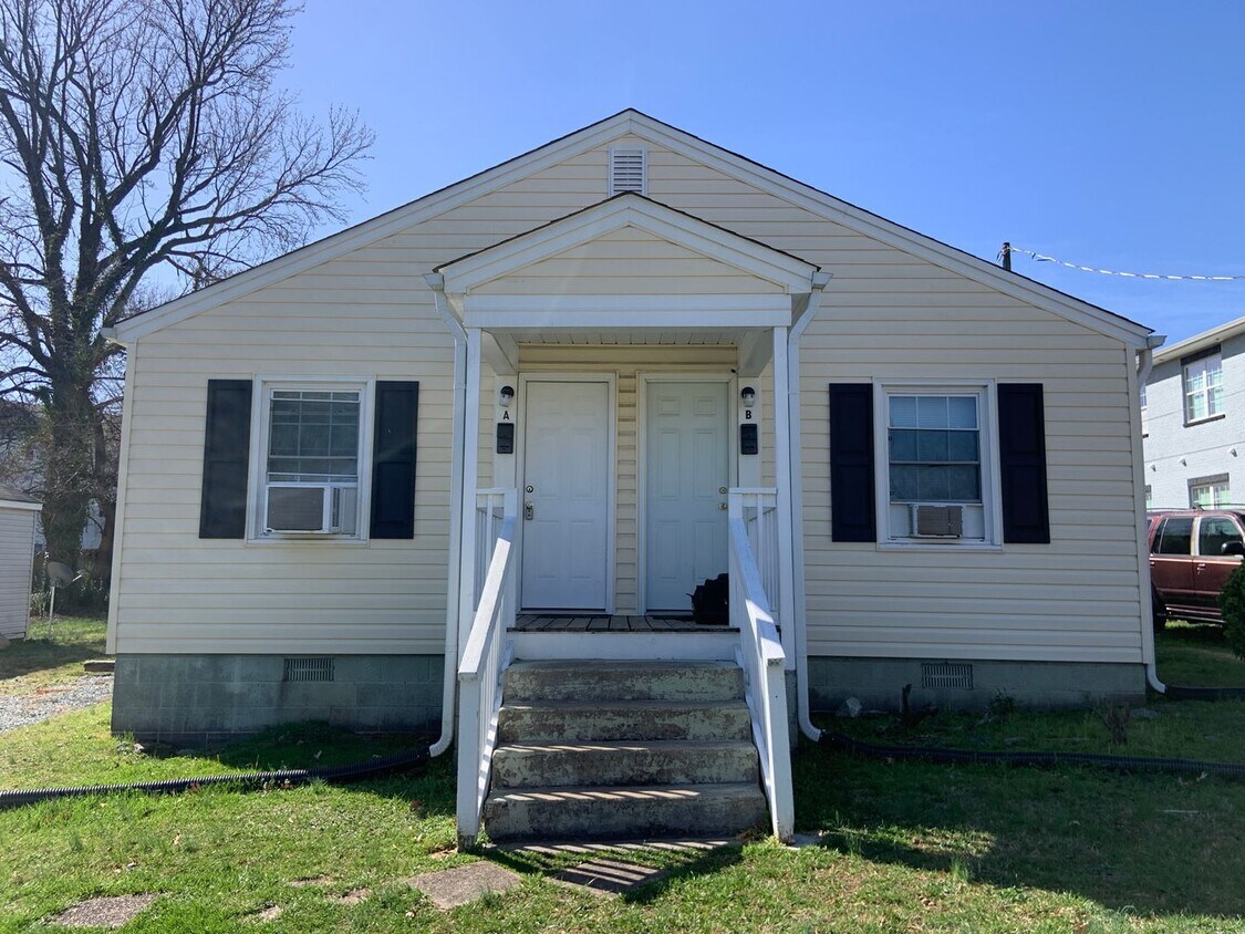 1713 Sherwood St, Greensboro, NC 27403 House Rental in Greensboro, NC