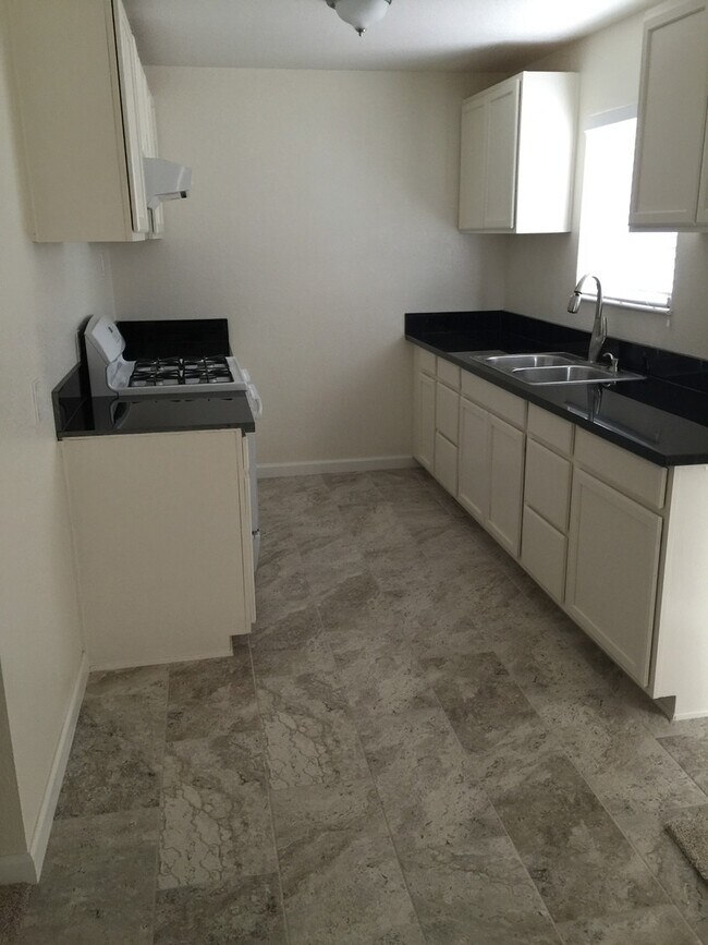 Foto del edificio - Cozy South Sacramento Home