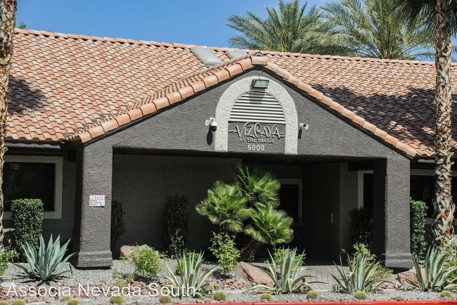 Building Photo - 5038 S Rainbow Blvd