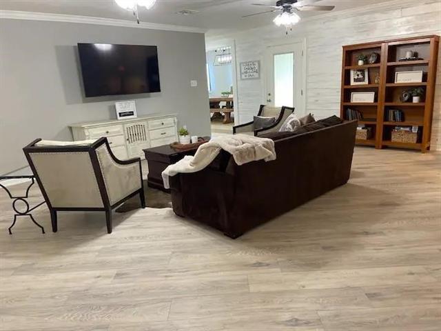 Foto del edificio - 1402 Posey Brewer Rd