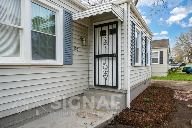 Building Photo - 1304 45th Street Ensley