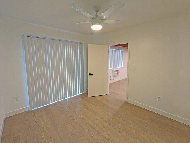 Foto del edificio - 12716 Venice Blvd.
