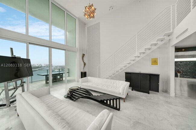 Foto del edificio - 1040 Biscayne Blvd