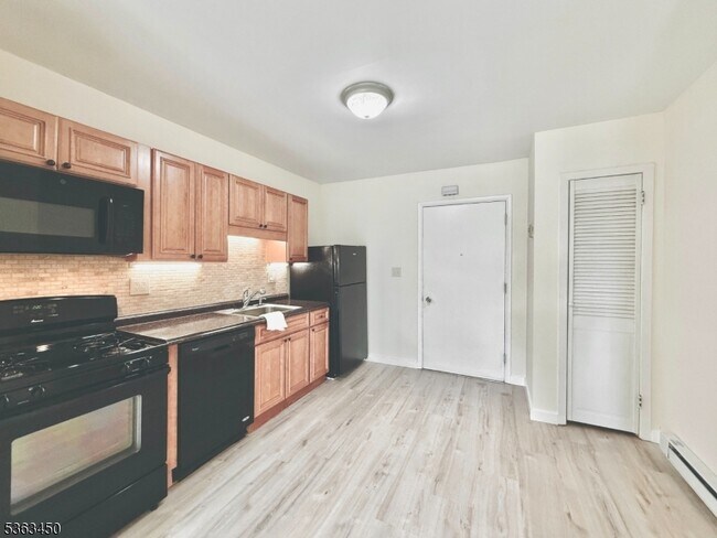Foto del edificio - 39 Glenridge Ave