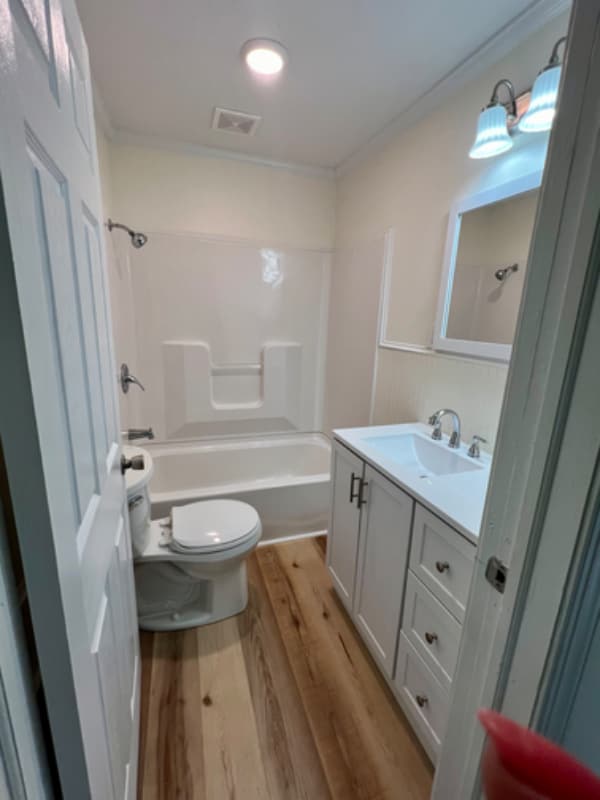 Building Photo - 1036 Blue Springs Rd