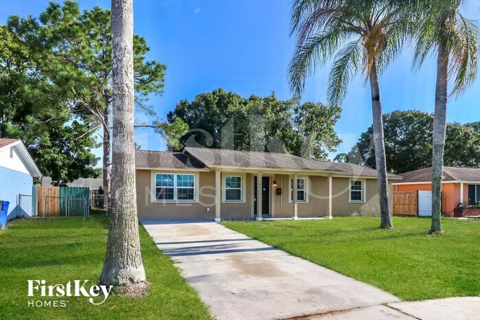 Primary Photo - 7910 Woodgrove Cir