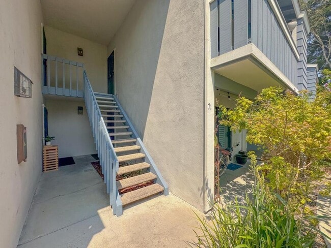 Building Photo - 25611 Quail Run