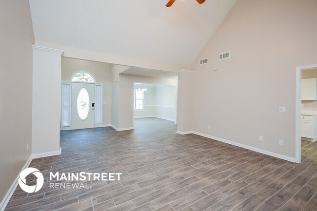 Building Photo - 210 Bermuda Run Dr