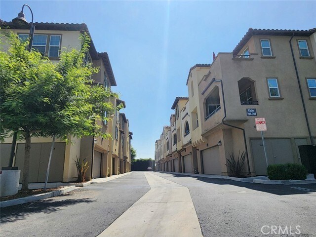 Building Photo - 1220 W La Habra Blvd