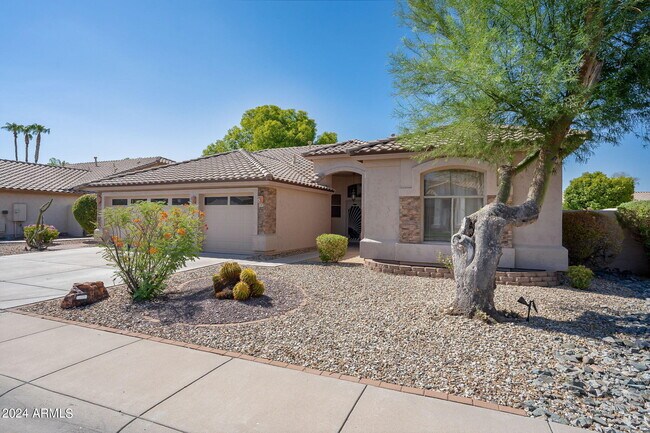 Foto del edificio - 8343 W Marlette Ave