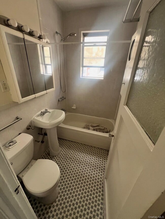 Building Photo - 43-40 42nd St