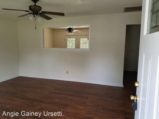 Building Photo - 3 br, 1.5 bath House - 223 Arbor Rd