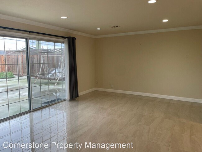 Building Photo - 4 br, 2 bath House - 5584 Dartmouth Dr