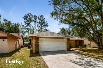 Building Photo - 1907 Landside Dr