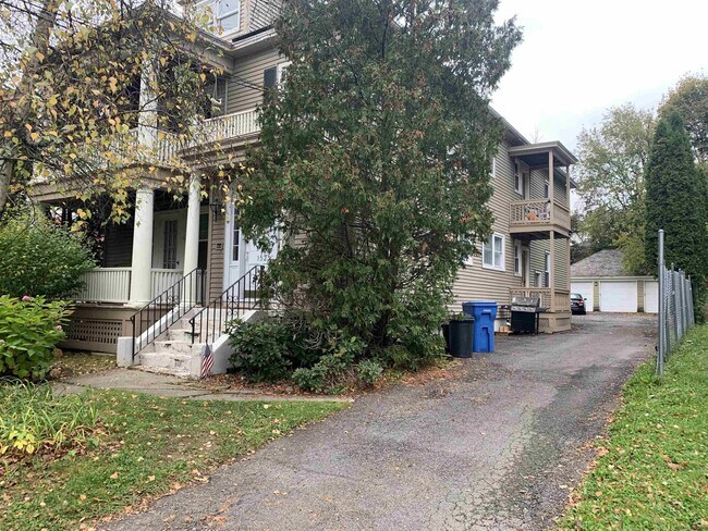 Foto del edificio - 152 S Allen St