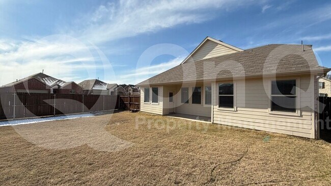 Building Photo - 7908 Lindheimer Ln