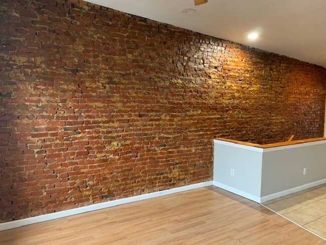 Building Photo - 3479 Amber St