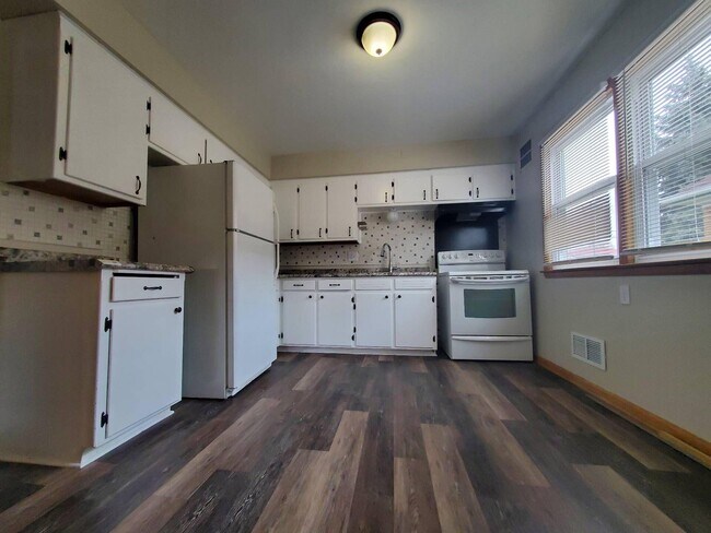 Foto del edificio - 4054 N 85th St