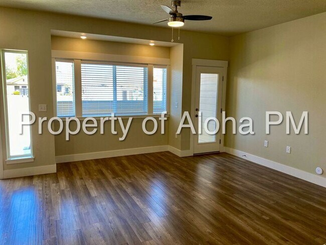 Foto del edificio - 3526 E Grand Forest Dr