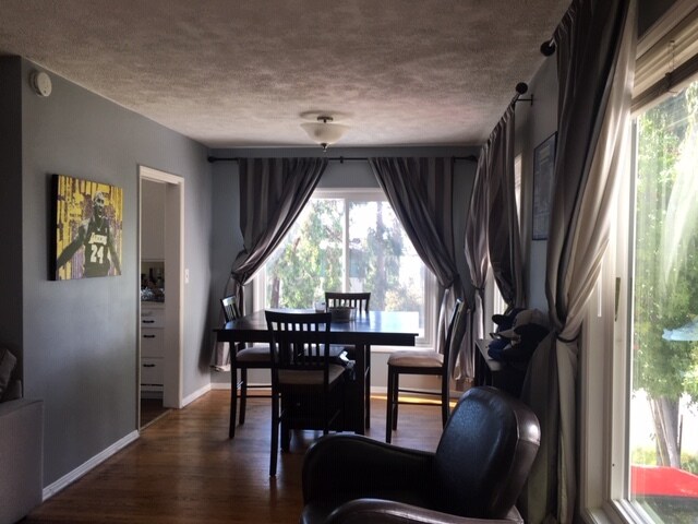 dining - 16543 Sunset Blvd