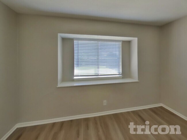 Foto del edificio - 4911 Buckwheat St