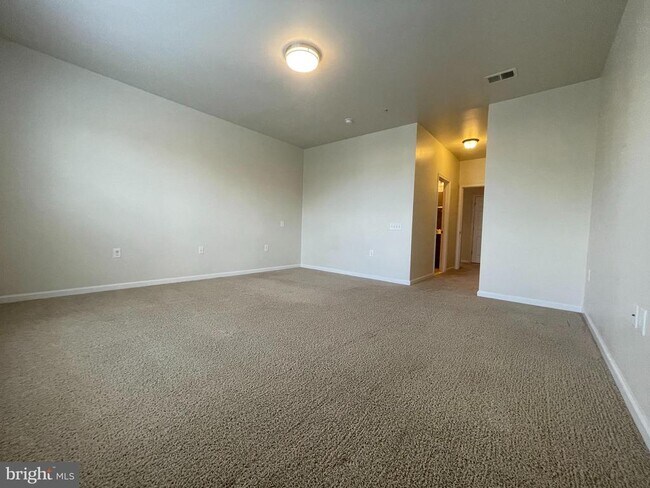 Foto del edificio - 20586 Maitland Terrace
