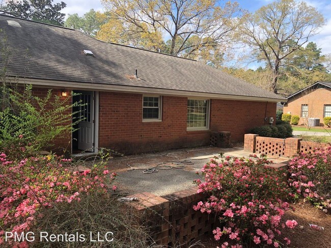 Building Photo - 3 br, 2.5 bath House - 123 Elliswood Dr