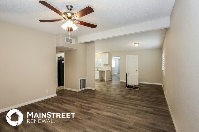 Foto del edificio - 4334 Cloverdale Ave