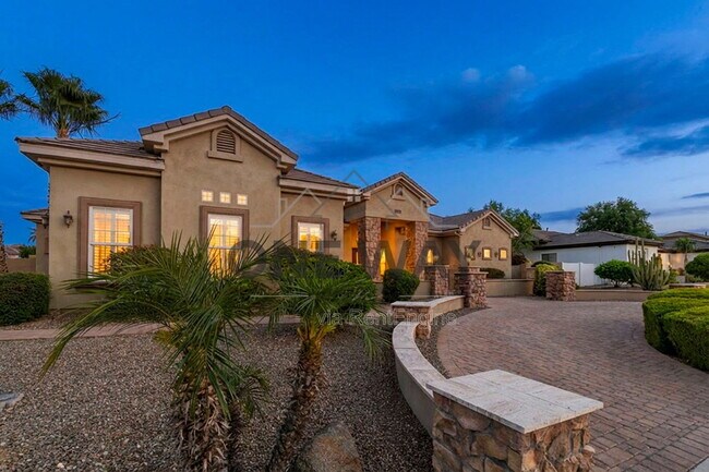 Building Photo - 4432 E Ford Ave