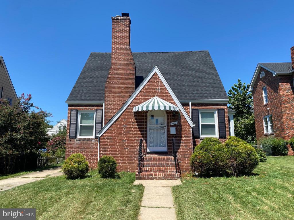 Foto principal - 5212 Biddison Ln