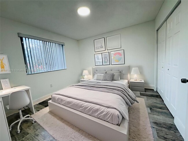 Foto del edificio - 7005 NW 173rd Dr